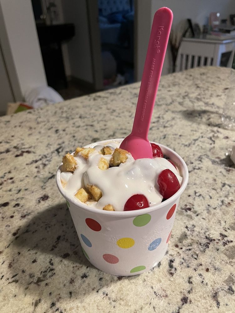 YOGURT BEACH Updated April 2024 22 Photos & 49 Reviews 665