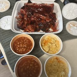 PT's Barbeque - This is a tip/ rib combo...with double sides...did I order double sides you ask  NO, no I didn't