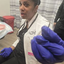 AFC Urgent Care Riverview - Dr Kelvy in action!!