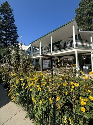 Gold Country Inn by null