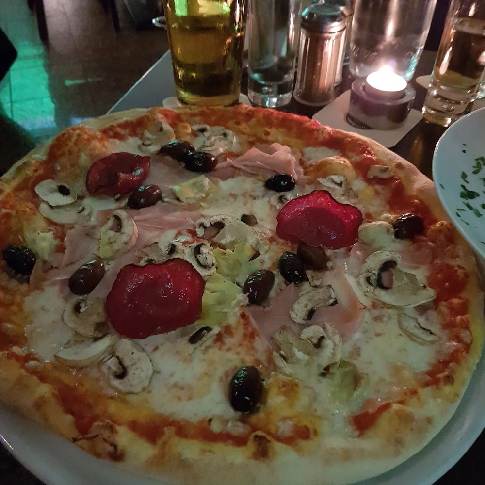 City Lounge - Pizza capriciosa - Bars Near Me - Munich, BY City Lounge - Pizza capriciosa - Bars Near Me - Munich, BY