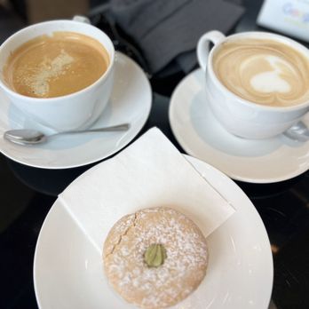 ILGelato Di Carlotta - Desserts Near Me - Niagara Falls, Ontario