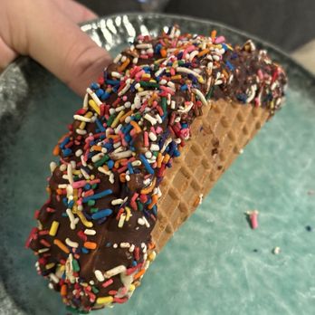 Cold Stone Creamery - Ice Cream & Frozen Yogurt Near Me - Springfield, Pennsylvania Cold Stone Creamery - Ice Cream & Frozen Yogurt Near Me - Springfield, Pennsylvania