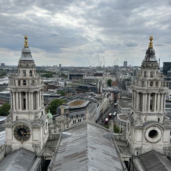 St. Paul's Cathedral - Landmarks & Historical Buildings Near Me - London, XGL