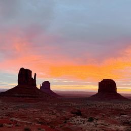 Dawn at the view cabins