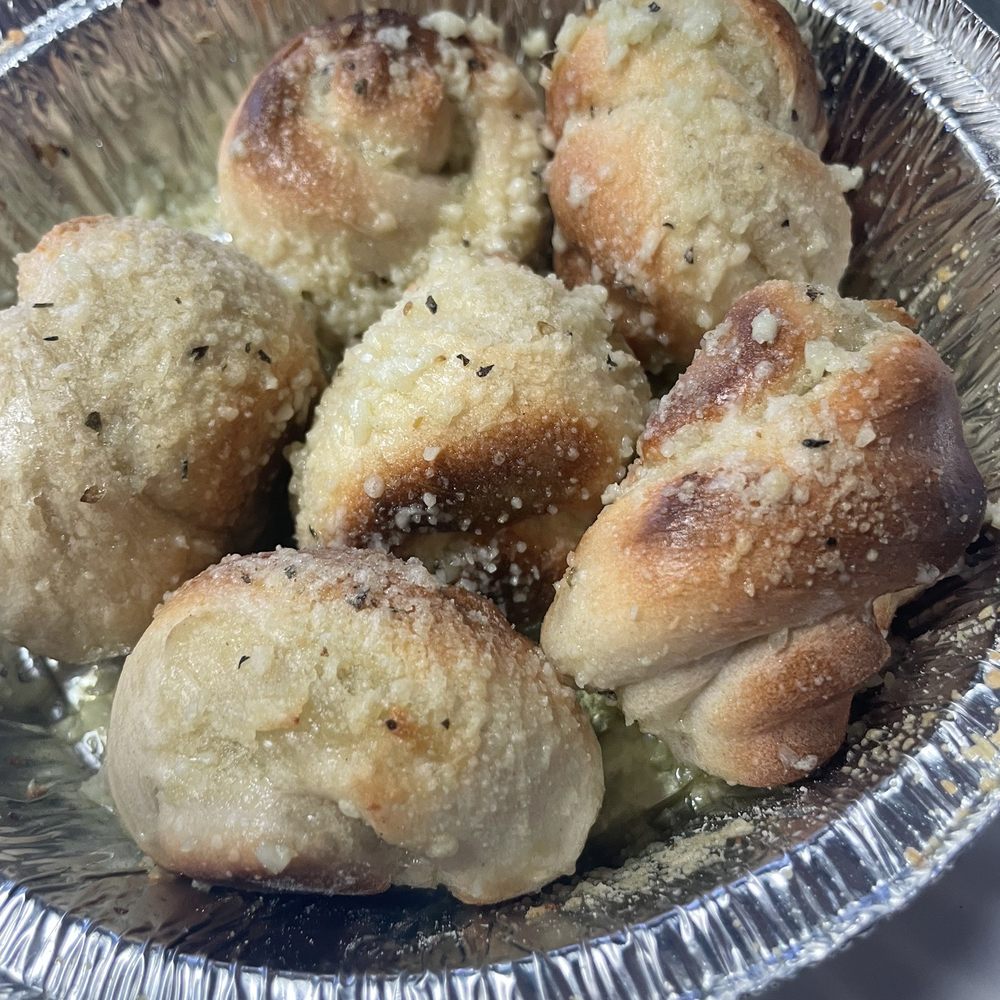 Humpavelli's Pizza - Garlic knots - Pizza Near Me - Titusville, Florida Humpavelli's Pizza - Garlic knots - Pizza Near Me - Titusville, Florida