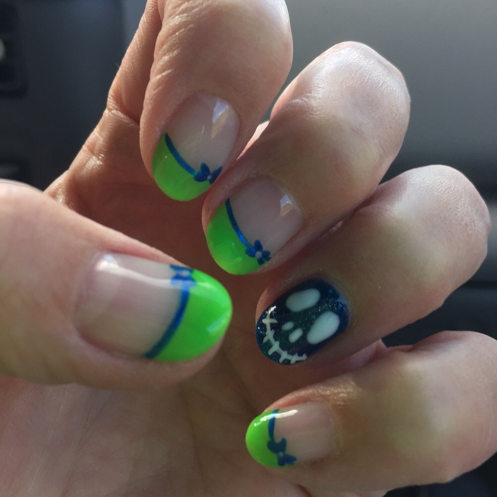 PD Nails - Seahawks Halloween - Nail Salons Near Me - Graham, Washington