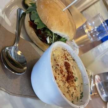 Buoy Beer - Lady didn't even explained what it is but we just ordered what we could this was almost almost $20 for a tasteless burger :( - Brewpubs Near Me - Astoria, Oregon