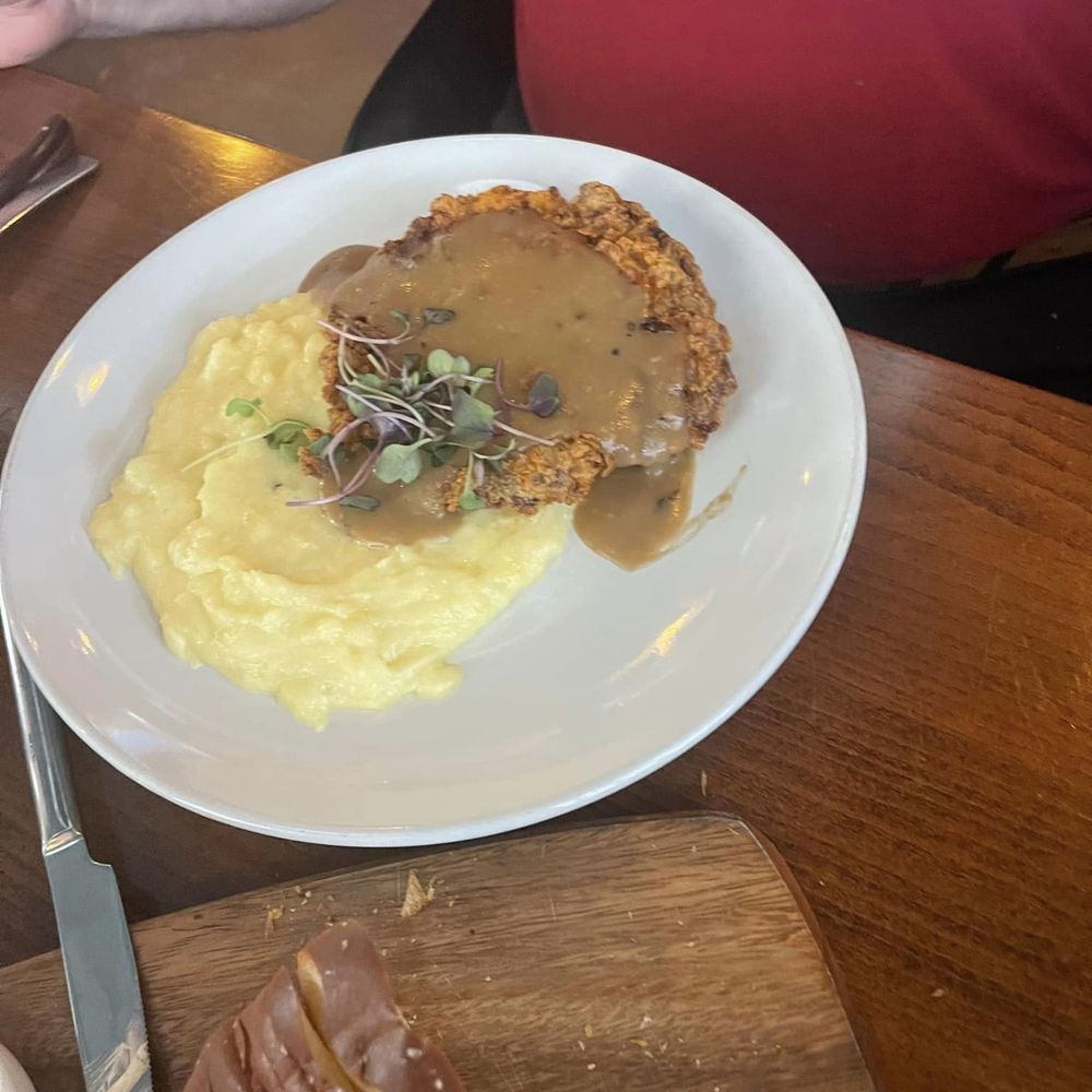 Cody's Restaurant - New American Near Me - New Braunfels, Texas