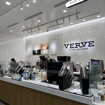 Capital One Café - Banks & Credit Unions Near Me - Tukwila, Washington