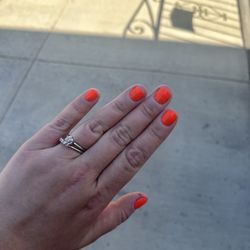 V Nail Studio