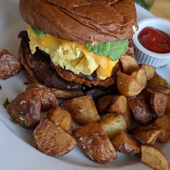 Bloom - Breakfast sandwich - American Near Me - Santa Clara, California