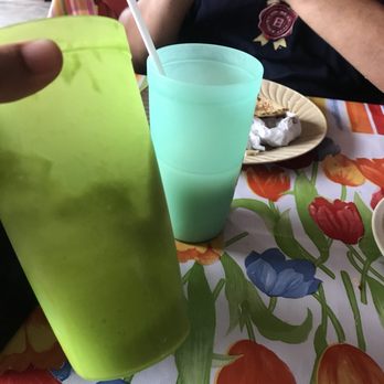 Loncheria Los Arcos - Chaya con piña and horchata juice - Mexican Near Me - Pisté, YUC Loncheria Los Arcos - Chaya con piña and horchata juice - Mexican Near Me - Pisté, YUC