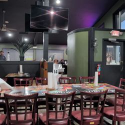 Tacos El Viejon - Dining Room