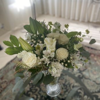 Flowerful - Florists Near Me - Laguna Woods, California Flowerful - Florists Near Me - Laguna Woods, California