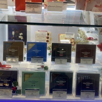 Royce' Chocolate - Santa Clara - Chocolatiers & Shops Near Me - Santa Clara, California Royce' Chocolate - Santa Clara - Chocolatiers & Shops Near Me - Santa Clara, California