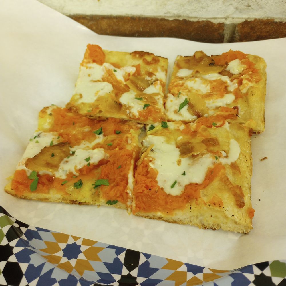 La Boccaccia - Squash/yam pizza - Pizza Near Me - Rome, RM