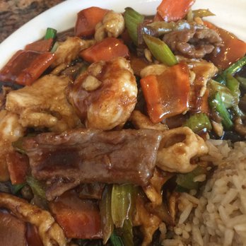 Eastern Chinese Restaurant - Shrimp, beef and Chicken in garlic sauce - Chinese Near Me - Houston, Texas