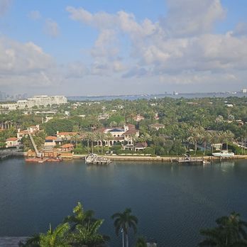 Grand Beach Hotel Miami Beach - Hotels Near Me - Miami Beach, Florida Grand Beach Hotel Miami Beach - Hotels Near Me - Miami Beach, Florida