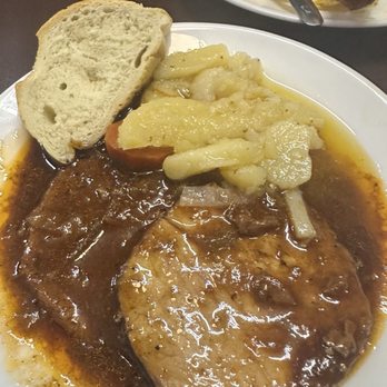 Bodega Santa Cruz Las Columnas - Pork loin with potatoes - yummy - Tapas Bars Near Me - Seville, SE Bodega Santa Cruz Las Columnas - Pork loin with potatoes - yummy - Tapas Bars Near Me - Seville, SE