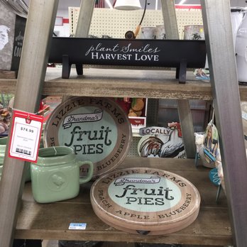 Tractor Supply - Department Stores Near Me - Palm Coast, Florida