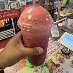 Its was really delicious and the people who work are always really kind and treat you like family. Customer service is 100 percent.