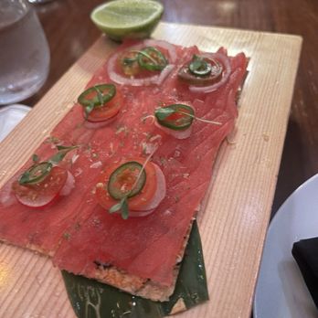 Queen Miami Beach - Tuna flat bread, would not recommend - Japanese Near Me - Miami Beach, Florida Queen Miami Beach - Tuna flat bread, would not recommend - Japanese Near Me - Miami Beach, Florida