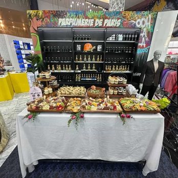 Boards & Bordeaux - Caterers Near Me - Las Vegas, Nevada Boards & Bordeaux - Caterers Near Me - Las Vegas, Nevada