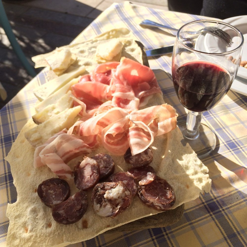 Pani e Casu - Aperitivo - Sardinian Near Me - Quartu Sant'Elena, California Pani e Casu - Aperitivo - Sardinian Near Me - Quartu Sant'Elena, California