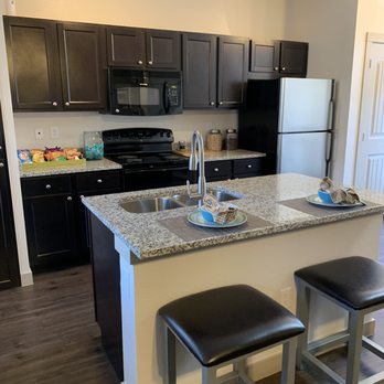 14 Fifty-One Student Living - University Housing Near Me - Denton, Texas 14 Fifty-One Student Living - University Housing Near Me - Denton, Texas