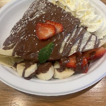Fraise Cafe - Fraise Classic Crepe - Creperies Near Me - Fullerton, California