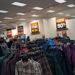 Bob's Stores - Closing time nears
