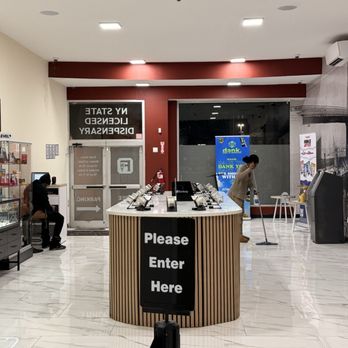 Fireleaf Dispensary - Cannabis Dispensaries Near Me - New York, New York Fireleaf Dispensary - Cannabis Dispensaries Near Me - New York, New York