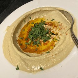 Toma’s Grill Room - Hummus