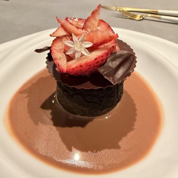 Omo by Jont - Strawberry chocolate dessert - Japanese Near Me - Winter Park, Florida Omo by Jont - Strawberry chocolate dessert - Japanese Near Me - Winter Park, Florida