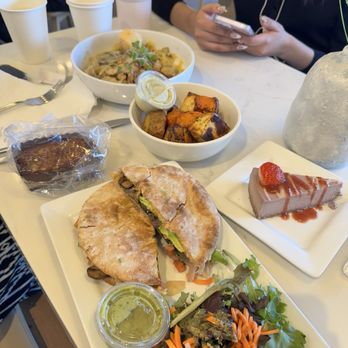 Aubergine Kitchen - Breakfast & Brunch Near Me - Mesa, Arizona