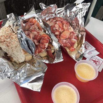 Red's Eats - 2 Lobster Rolls and a Crab Roll - Seafood Near Me - Wiscasset, Maine Red's Eats - 2 Lobster Rolls and a Crab Roll - Seafood Near Me - Wiscasset, Maine