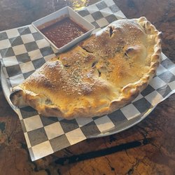 Genoas Pizza - Calzone