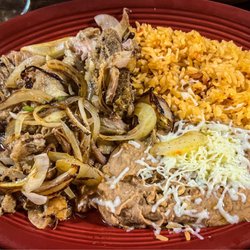 Habanero's Mexican Grill - Carnitas Dinner