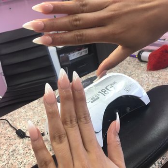 Caroline Nails Studio - Ombre nails - Nail Technicians Near Me - Berkeley , California