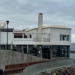 Restaurante El Viento - View approaching restaurant