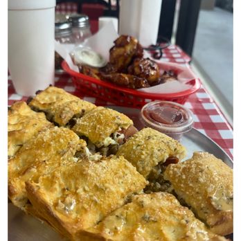 Gulf Coast Pizza - Pizza Near Me - Lake Jackson, Texas Gulf Coast Pizza - Pizza Near Me - Lake Jackson, Texas