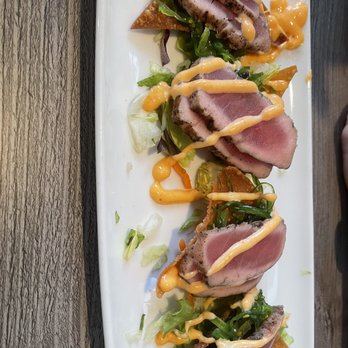 Hard Hat Tavern - Durham - Vertical version of yellow fin tuna. - Pubs Near Me - Durham, Connecticut