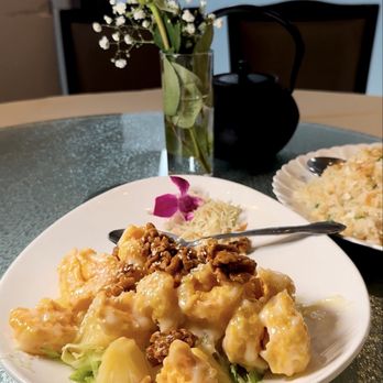 Mama Lu's Dumpling House - Honey walnut shrimp Instagram: @hungrytamale - Dim Sum Near Me - Beverly Hills, California Mama Lu's Dumpling House - Honey walnut shrimp Instagram: @hungrytamale - Dim Sum Near Me - Beverly Hills, California