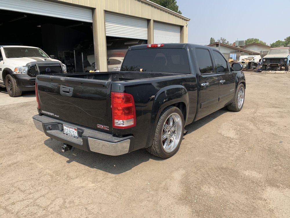 A&R BODY SHOP Updated August 2024 22 Photos 608 Wible Rd