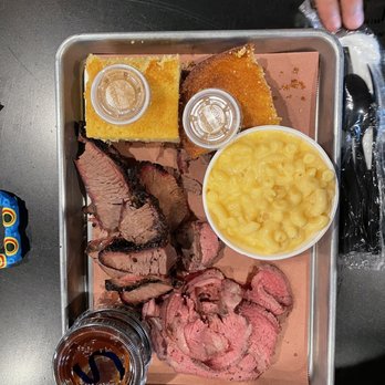 J & L BBQ - 2 meat, 2 sides - brisket, tri-tip, mac & cheese, cornbread, and spicy BBQ sauce - Barbeque Near Me - Monroe, Washington