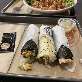 World Wrapps - Salmon roll , pad Thai roll , spicy scallop roll - Wraps Near Me - San Francisco, California World Wrapps - Salmon roll , pad Thai roll , spicy scallop roll - Wraps Near Me - San Francisco, California