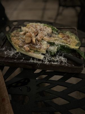 Dodici Pizza + Wine by null