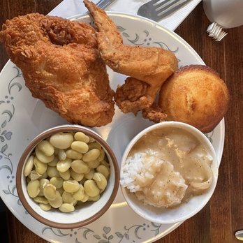 Pearl’s Diner - Fried chicken! Amazing! Lima beans and rice and gravy. Corn muffin! - American Near Me - Laurel, Mississippi Pearl’s Diner - Fried chicken! Amazing! Lima beans and rice and gravy. Corn muffin! - American Near Me - Laurel, Mississippi