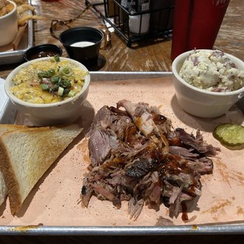 Gettin' Basted - Pulled pork plate with potato salad and corn crème brûlée - Barbeque Near Me - Branson, Missouri